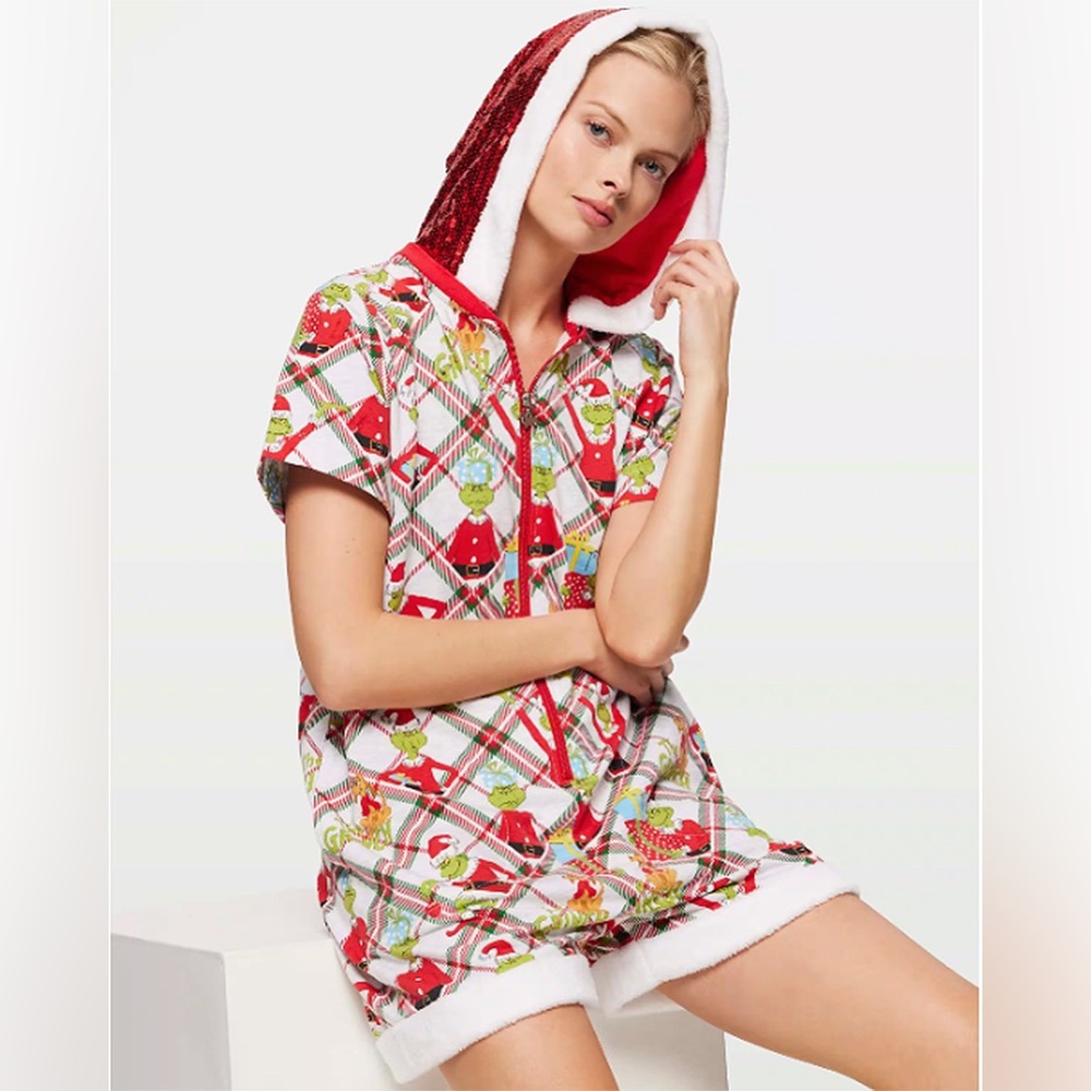 NWT Peter Alexander The Grinch Onsie.